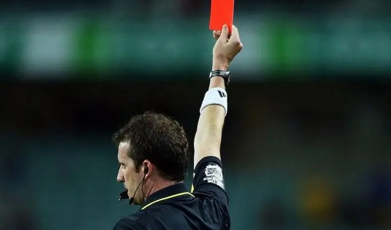 Sai Lầm Thường Gặp Khi Chơi Kèo Thẻ Đỏ